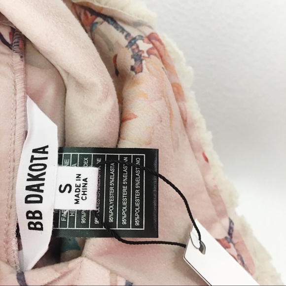 NWT BB Dakota | Sherpa Floral Sweater Vest | Small - Picture 5 of 5